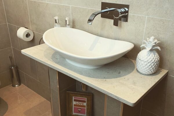 Rocktops Worksurfaces | Corian worktops | kitchen worktops | granite worktops | quartz worktops