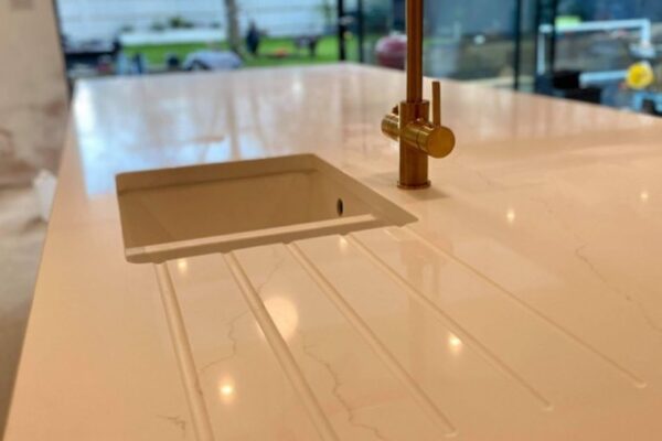 Rocktops Worksurfaces | Corian worktops | kitchen worktops | granite worktops | quartz worktops